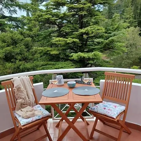 Stunning New In Centre Of Apartment