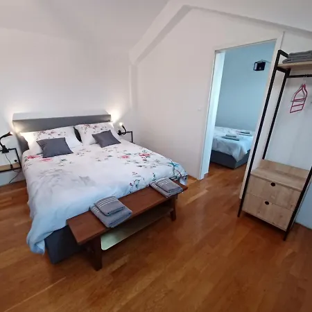 Apartment Stunning New In Centre Of Buzet