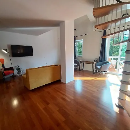 Stunning New In Centre Of Buzet